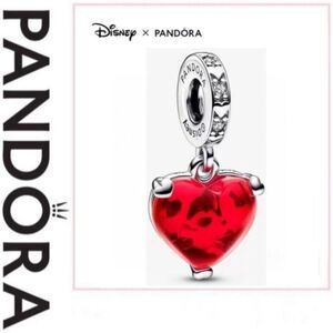 NWOT Pandora x Disney Mickey and Minnie Mouse KissDangle Charm 792522C01